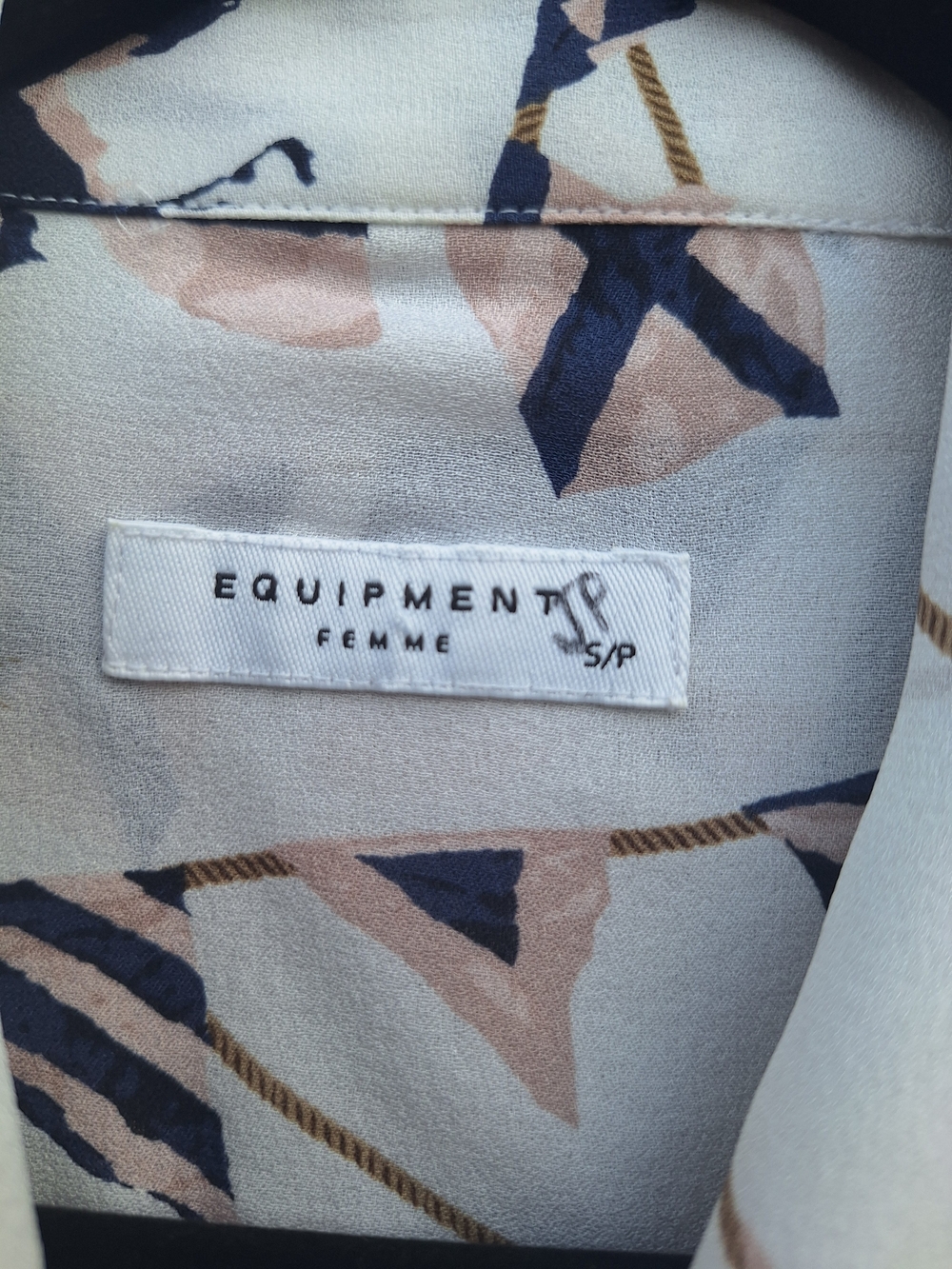 Equipment White & Navy Printed Silk Tie-Neck Blouse Size Small - Picture 4 of 5